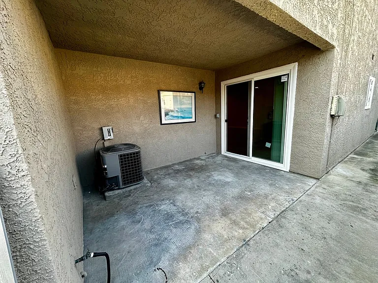 10782 Walnut Street — Photo 12