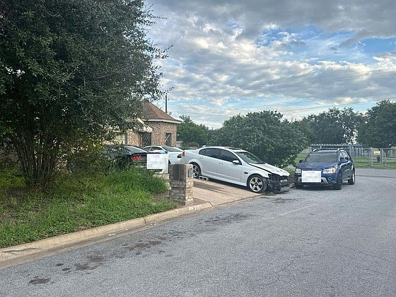 3rd image of 2402 N 28th Ln