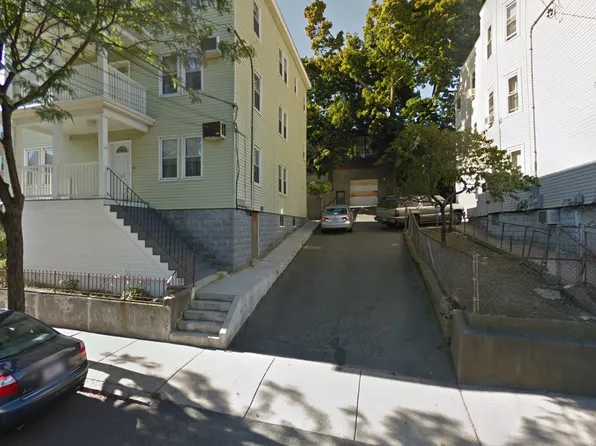 97 Heath St #1, Somerville, MA 02145