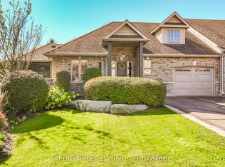 8 Reddington Dr #1, Caledon, ON L7E4C3