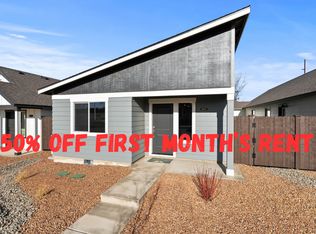 4083 SW Obsidian Ave, Redmond, OR 97756