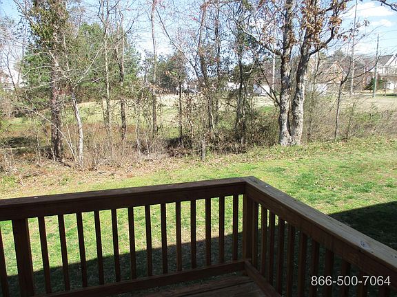 3rd image of 210 Leacroft Way