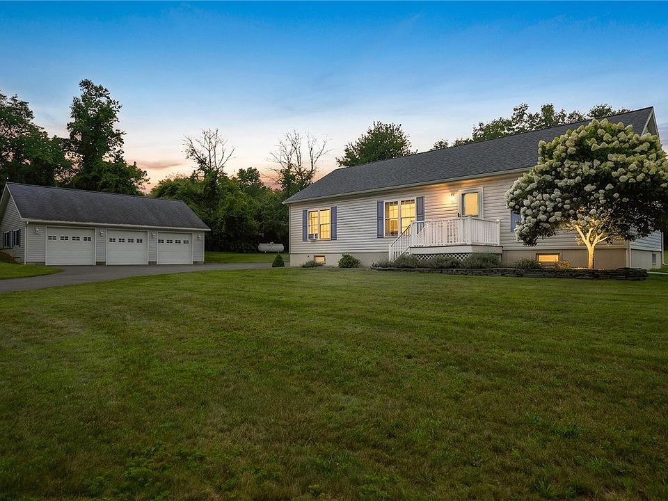 1st image of 498 Wood Rd