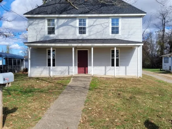952 W Chapel Rd #A, Asheville, NC 28803