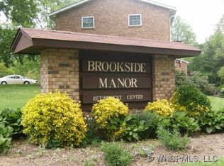 100 Falling Waters Rd, Hendersonville, NC 28792