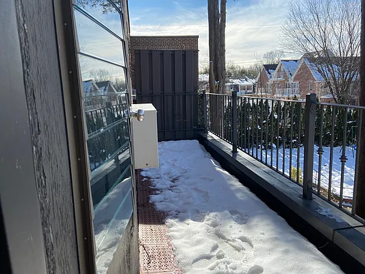 Sold by Keller Williams Realty Landmark | media 20