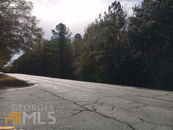 2nd image of 443 E 24th Hwy