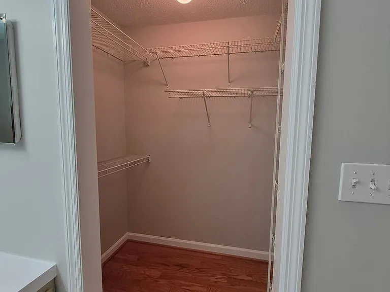 415 Park Ave #100 — Photo 11
