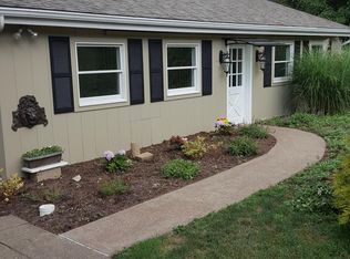 925 Fox Chapel Rd, Pittsburgh, PA 15238