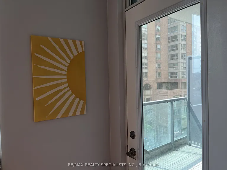 1121 Bay St #703 — Photo 14