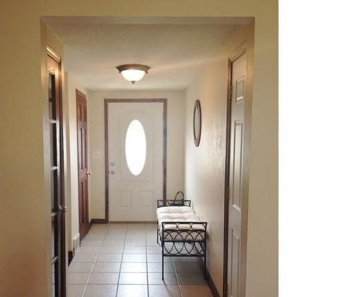 3rd image of 100 Nagel Dr