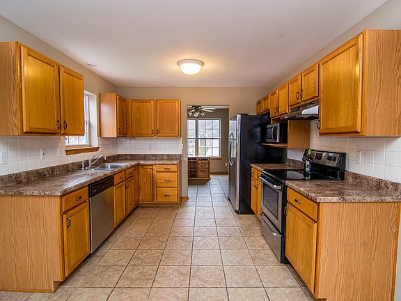 New Paint/Counters/Stainless