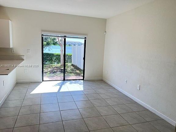 5th image of 3304 W 114th Ter