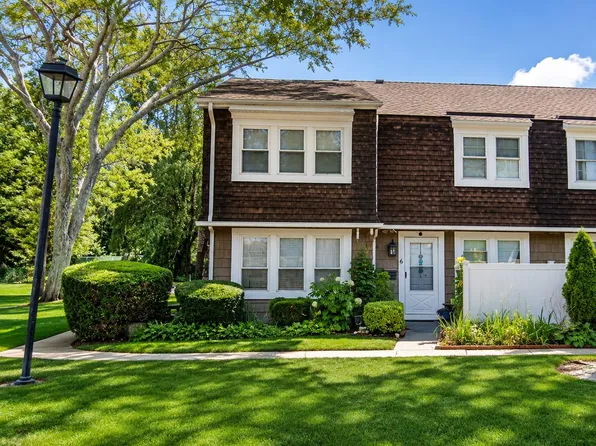 6 Whalers Cove, Babylon, NY 11702