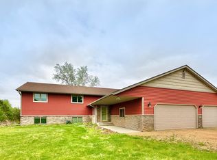 1043 La Barge Rd, Hudson, WI 54016