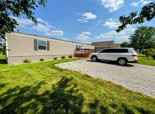 450 Bluebank Rd, Morehead, KY 40351