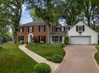 2410 Elder Ln, Rockford, IL 61107