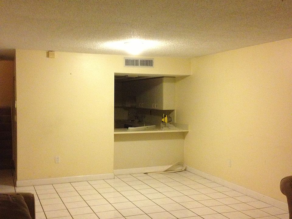 2nd image of 14384 SW 98th Ter