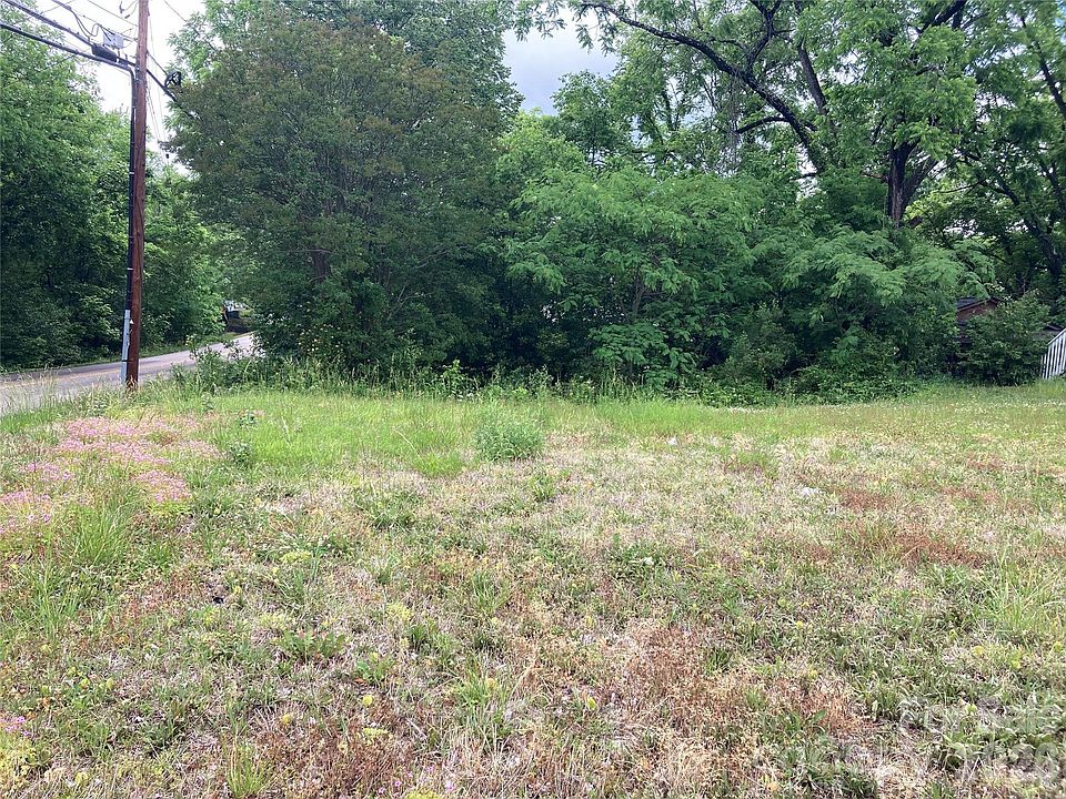 1st image of 610 S Yadkin Ave