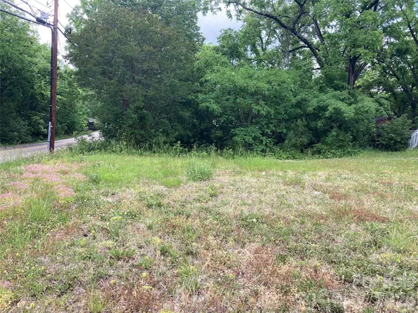 610 S Yadkin Ave, Spencer, NC 28159