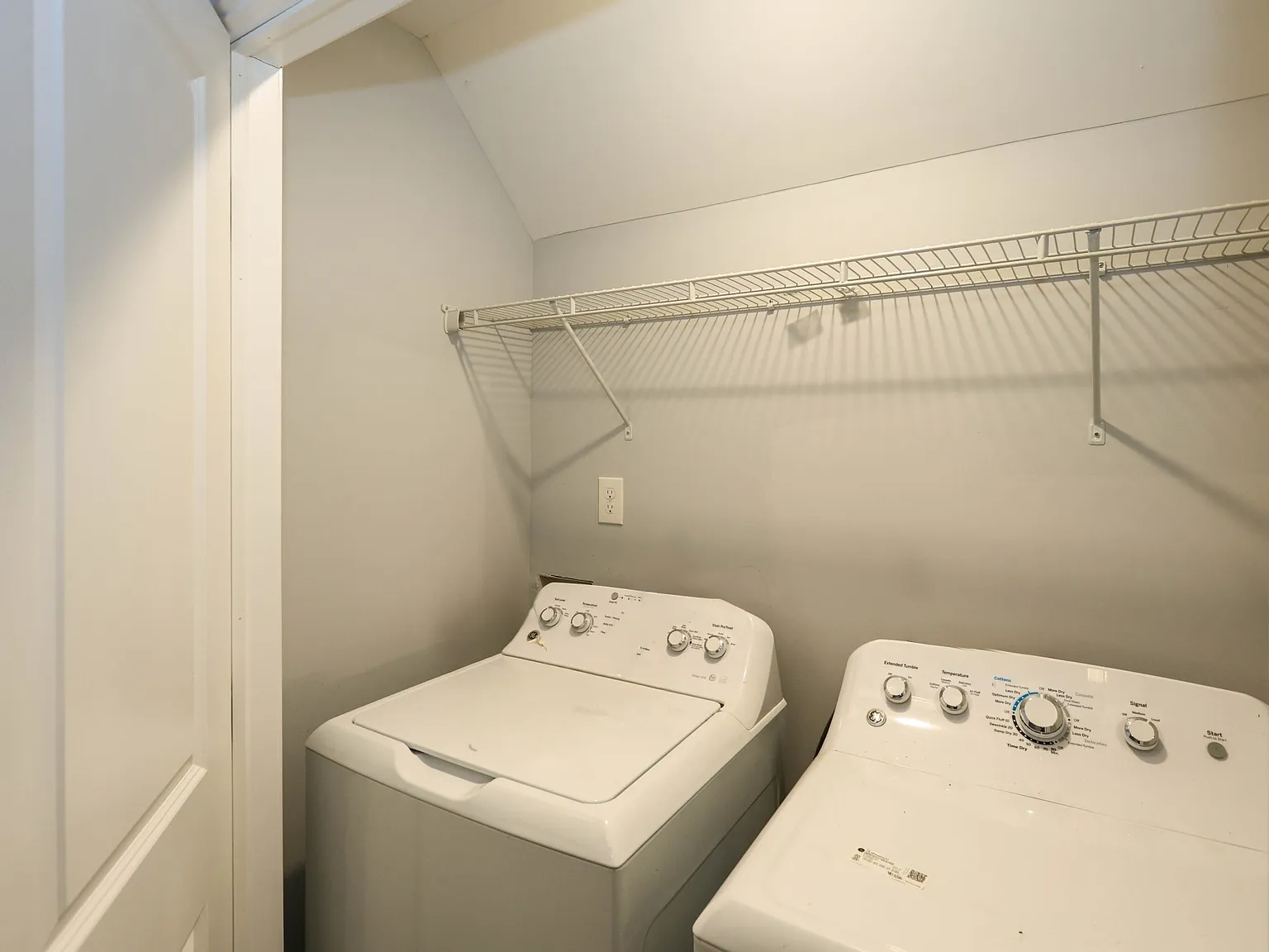 2 bed, 1768 sqft, $3,500 — Photo 1