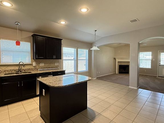 5th image of 6629 Burling St