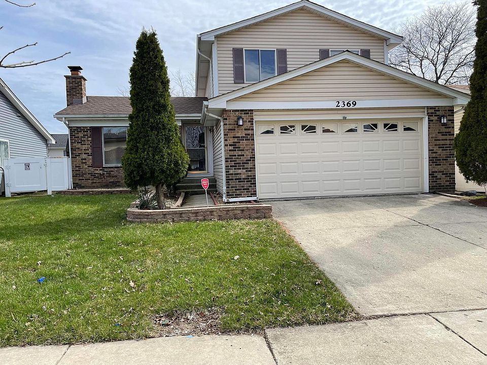 1st image of 2369 Vista Dr