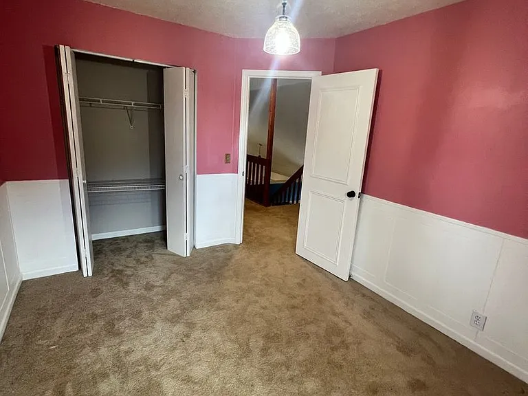 5918 Colchester Dr — Photo 11
