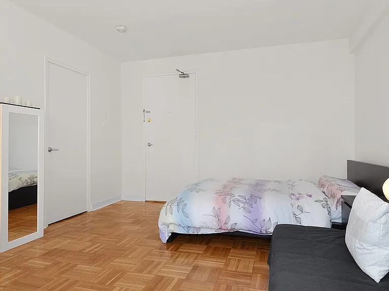 224 Saint George St #312 — Photo 10
