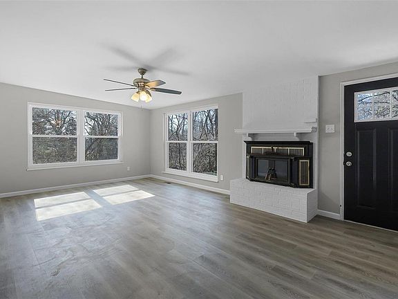 3rd image of 11130 Jerries Ln