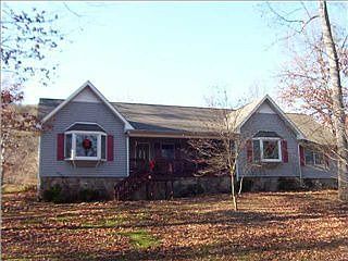 1st image of 752 Mountain Cir