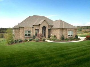 2069 Totteridge Dr, Greensburg, PA 15601