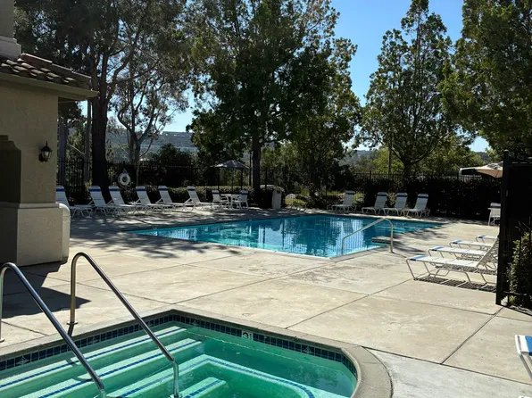 12484 Heatherton Ct Unit 58, San Diego, CA 92128