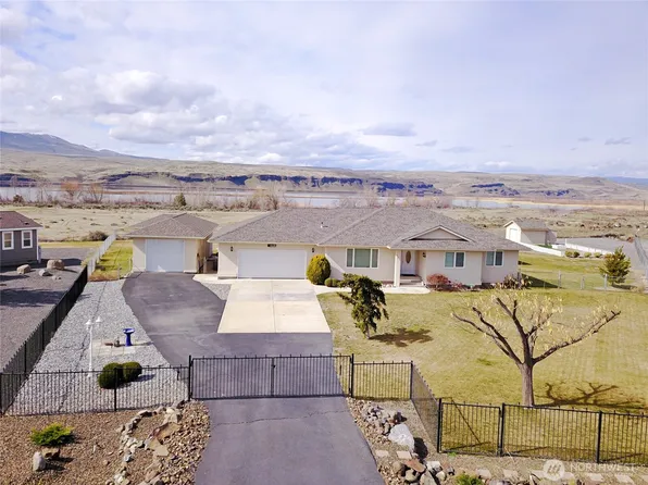 707 Ross Court SW, Mattawa, WA 99349