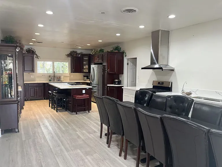 527 Canyon Rd — Photo 5
