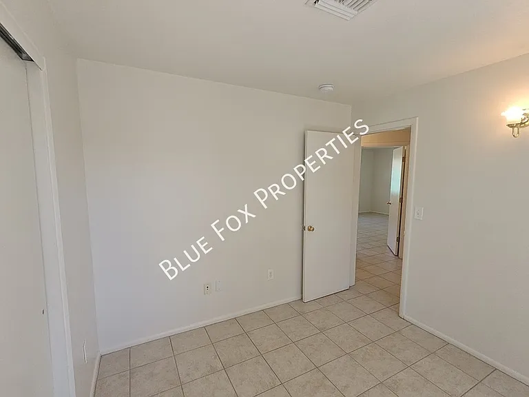3318 E Bellevue St #B — Photo 21