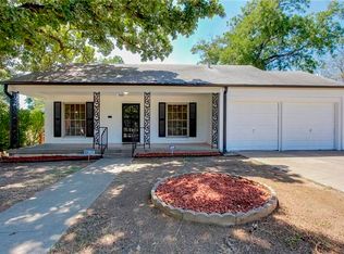 2906 Primrose Ave, Fort Worth, TX 76111