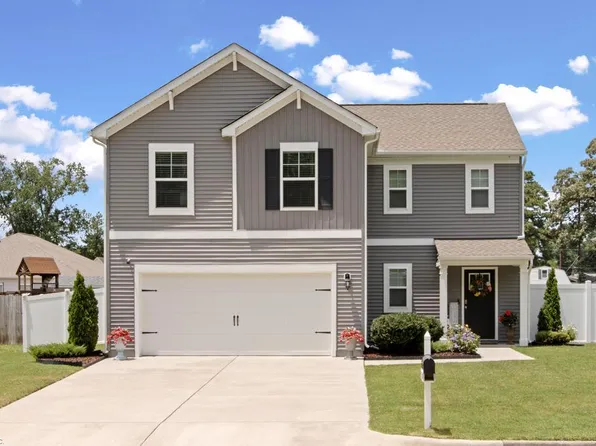 520 Bridgeway Ct, West Point, VA 23181