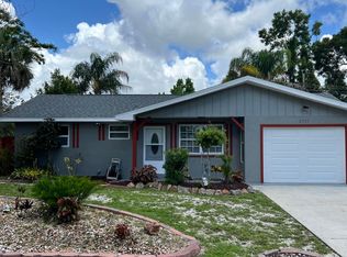 2355 28th Ave SW, Vero Beach, FL 32968