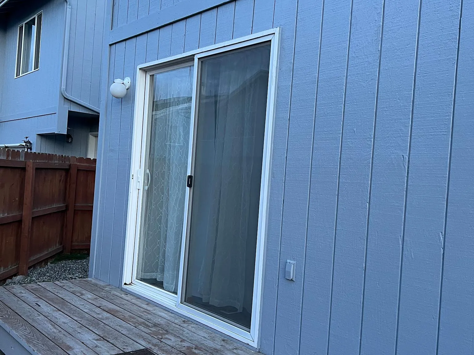 6261 Laurel St — Photo 4