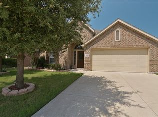 1241 Castlegar Ln, Justin, TX 76247
