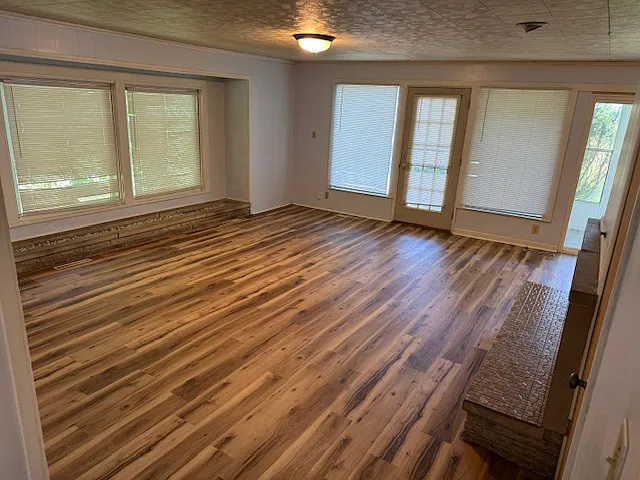 3 bed, 1346 sqft, $1,600 — Photo 2