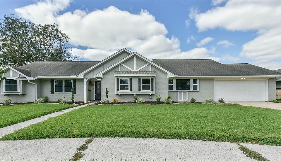 1st image of 2614 Dunn Cir