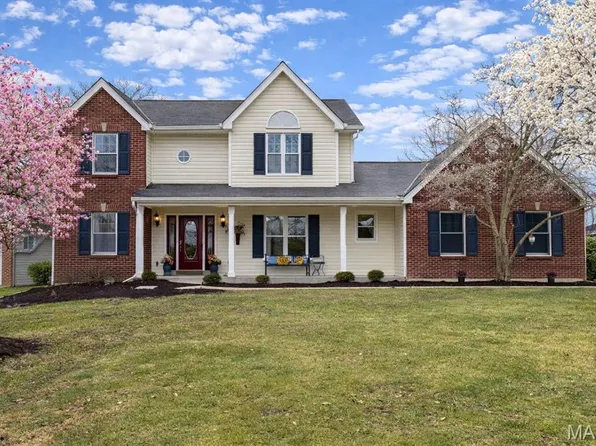 4 Rudder Ct, Lake Saint Louis, MO 63367