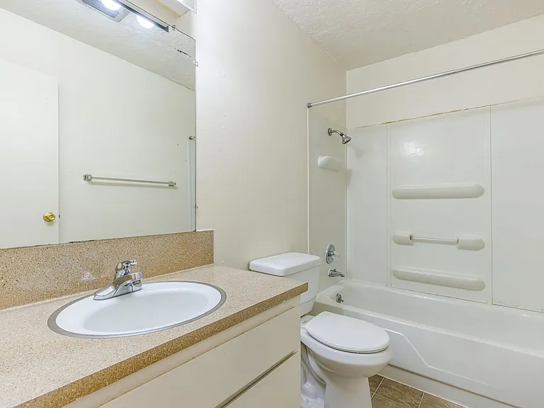 1725 SW Multnomah Blvd #12 — Photo 15