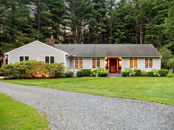 86 Pine Knoll Rd, Lenox, MA 01240