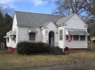 218 S 4th St, McComb, MS 39648