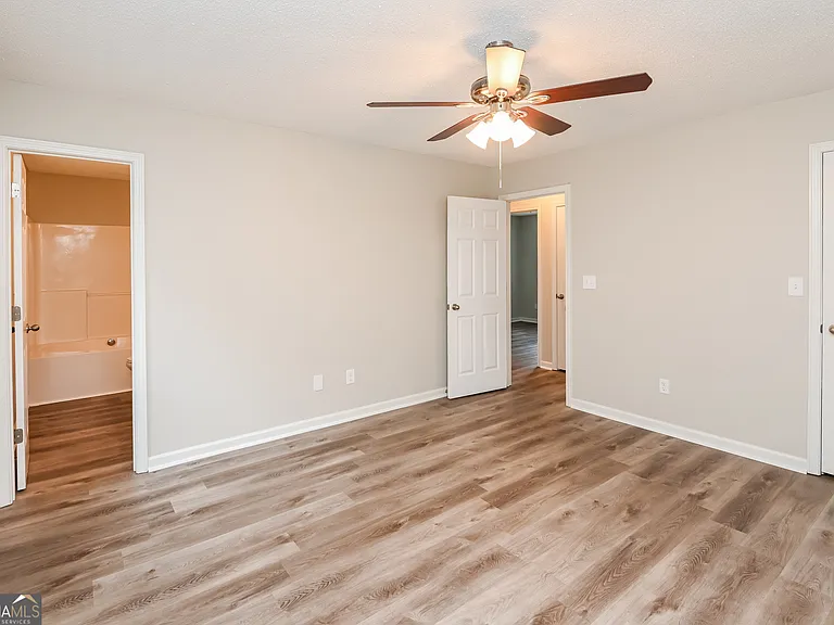 188 Carthage Blvd — Photo 9