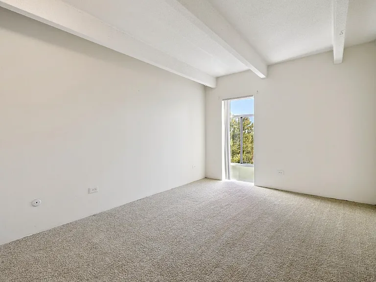 Tabor House — Photo 34