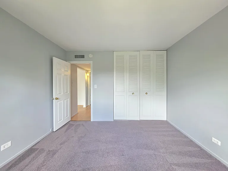2000 Bayside Dr #304 — Photo 18